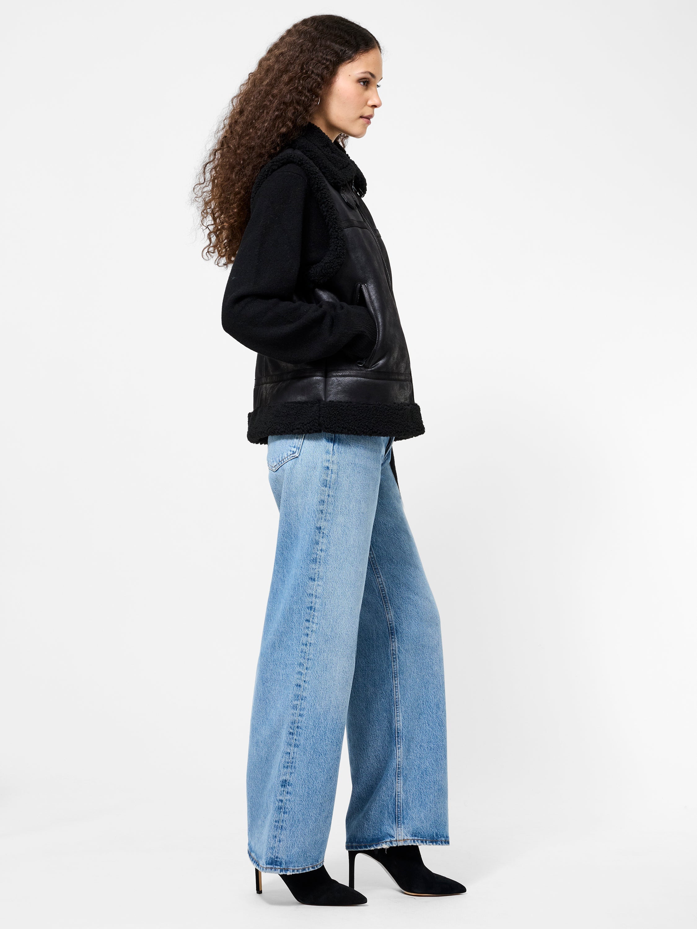 Camry Faux Suede Sleeveless Gilet