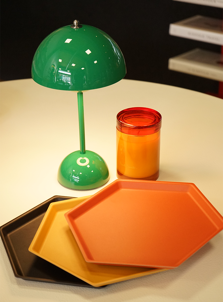 &Tradition Flowerpot VP9 Table Lamp