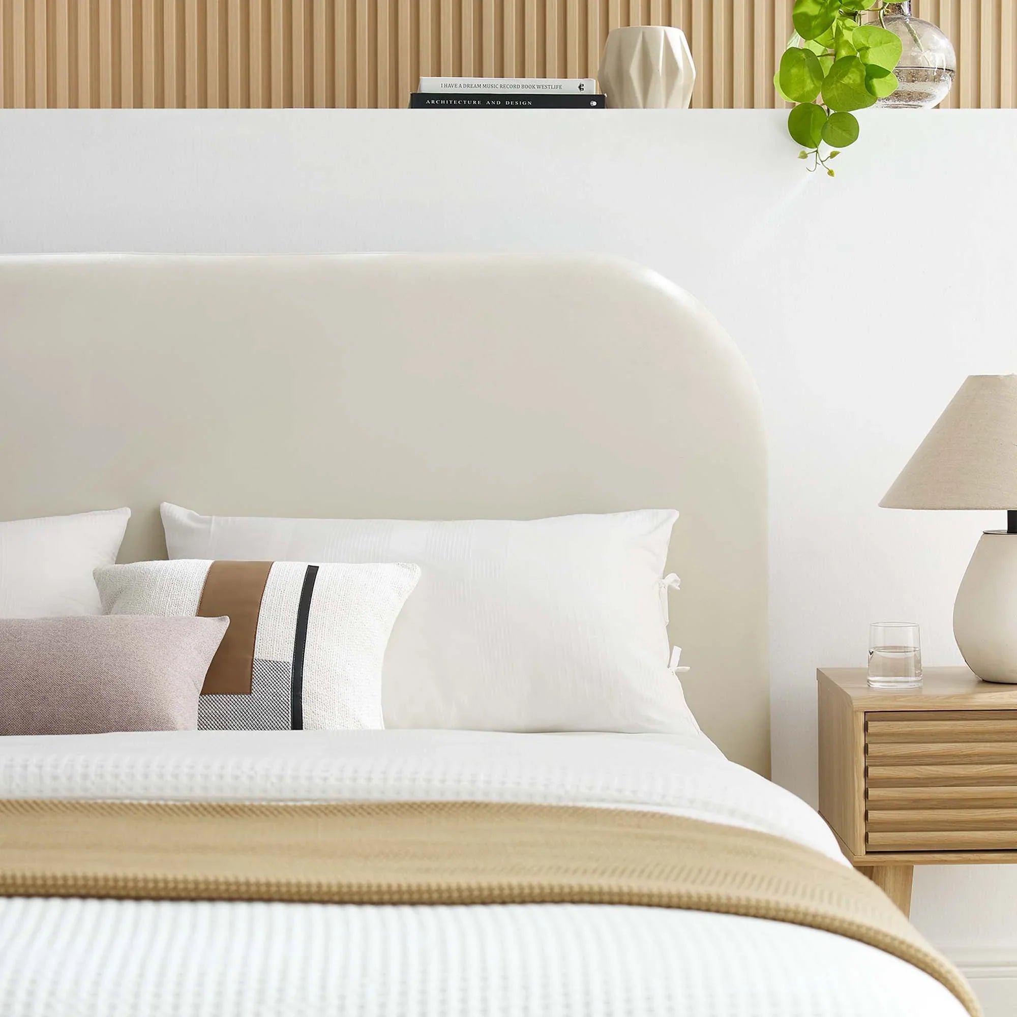 Heather Velvet Full Bed, Cream