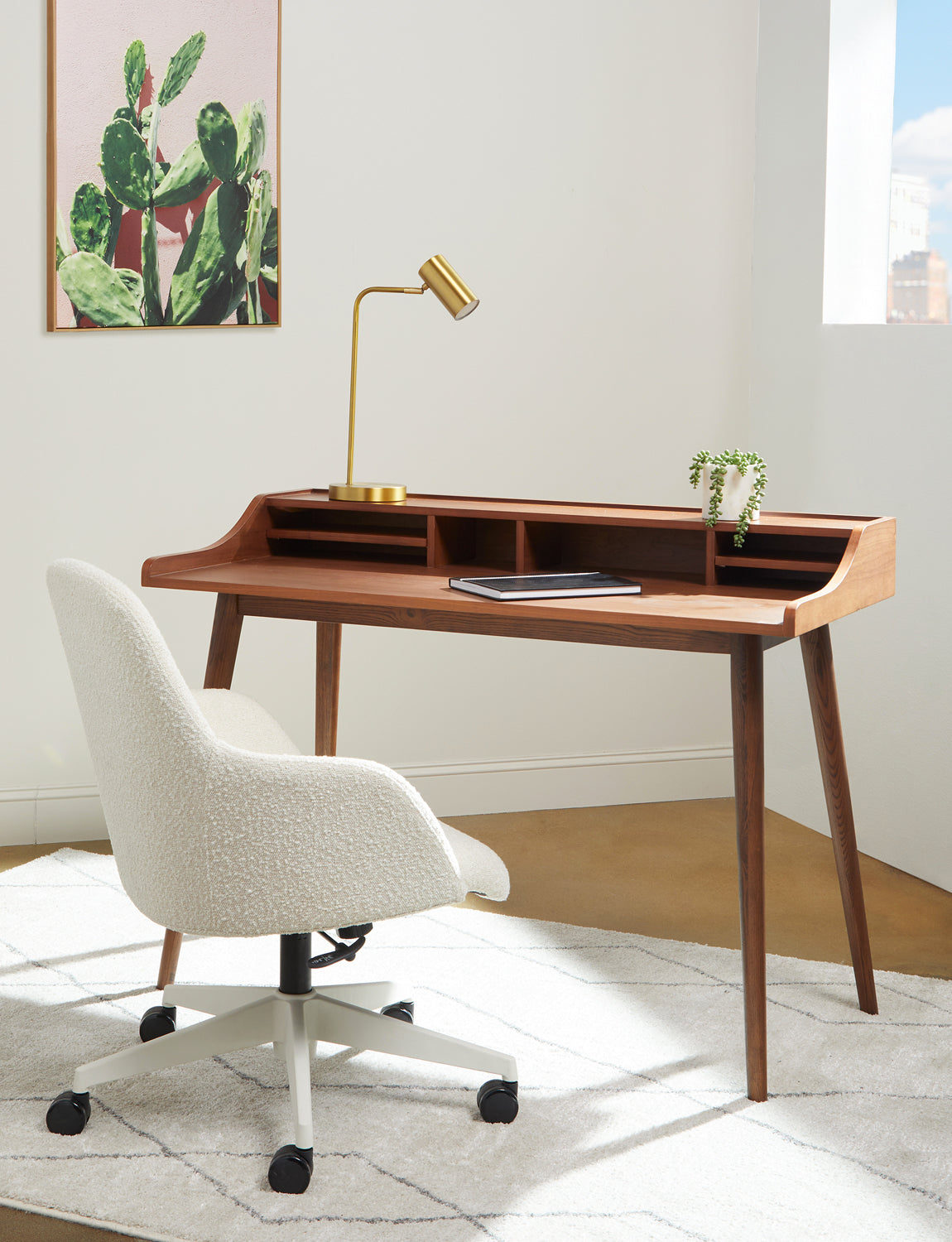 Fiona Desk